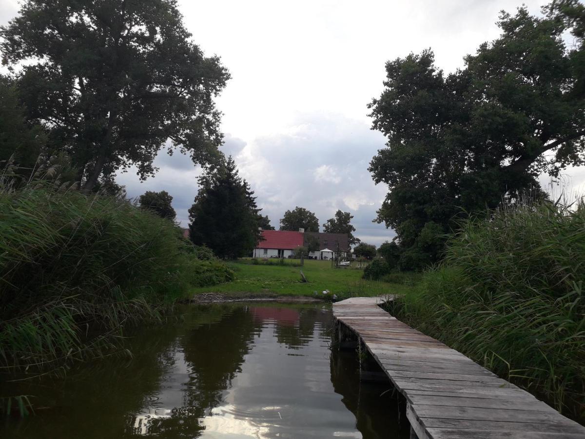 Apartamenty Nad Jeziorem Piaski Wolin Esterno foto
